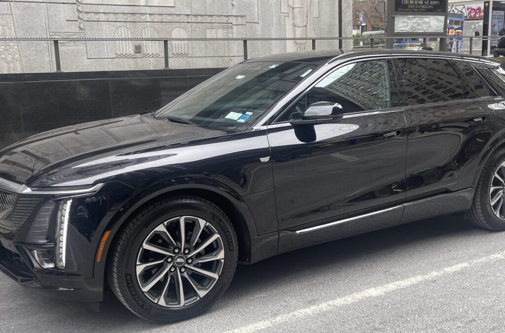 Hourly Car Service vs. Point-to-Point: Which One Is Right for You?
