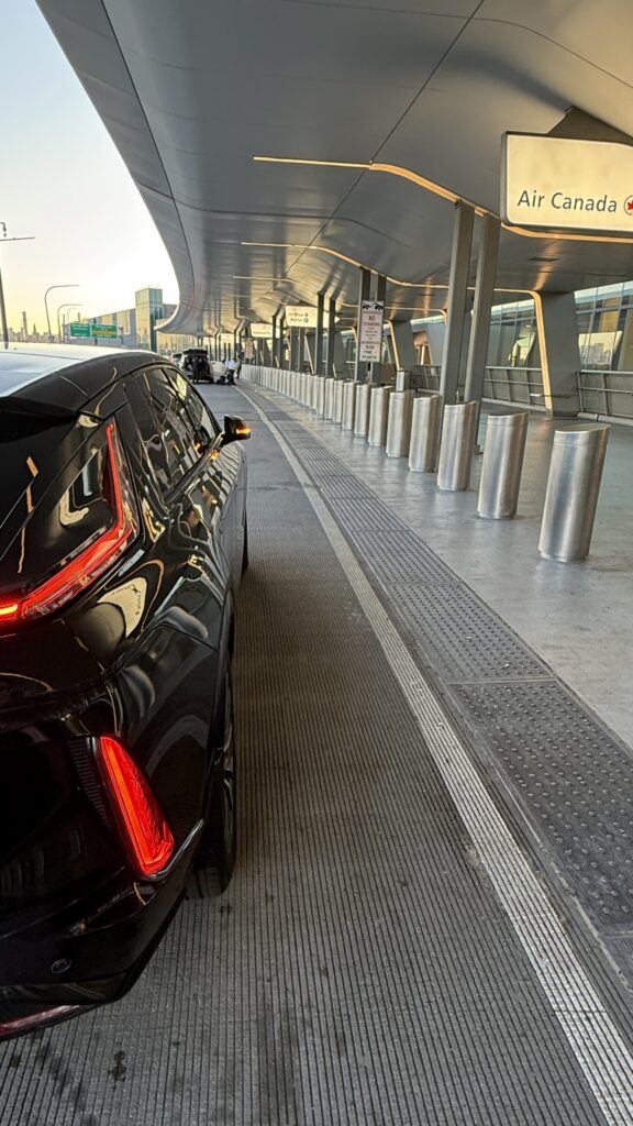 Lux Ride NY | LaGuardia Airport Transfers: Luxury Car Service to and from LGA NYC Lux Ride NY | LaGuardia Airport Transfers: Luxury Car Service to and from LGA NYC